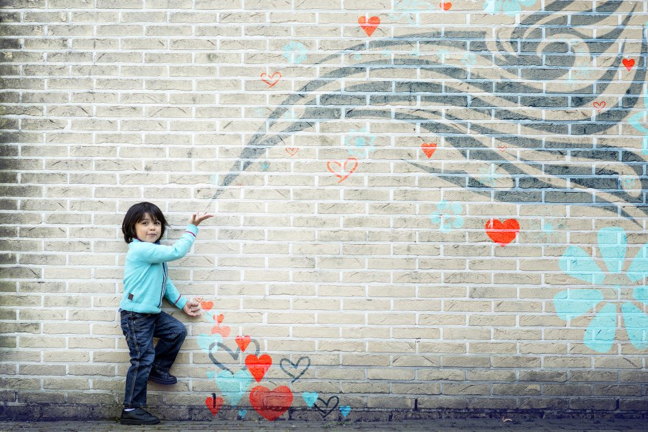 Educad a los niños y no será necesario castigar a los hombres.