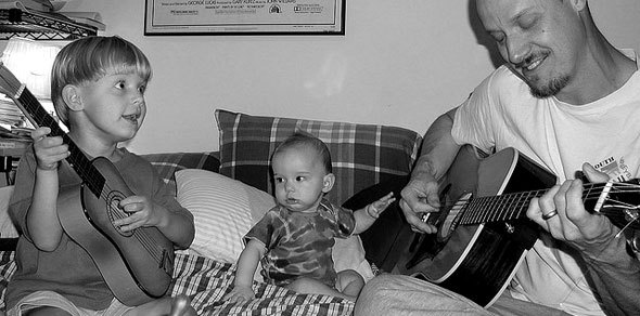 Juguemos con nuestros hijos... y con la música!