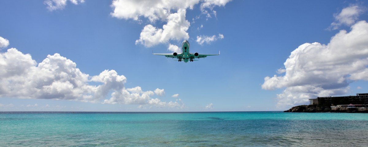 Aterriza como puedas en la Playa Maho