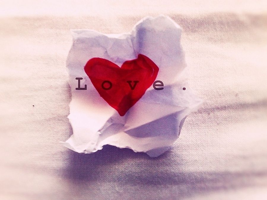 ¿Dejamos de creer en el amor?