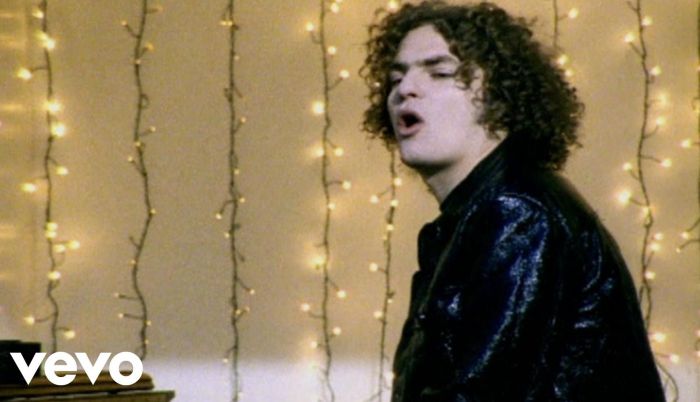 Dancing in the Moonlight. Toploader