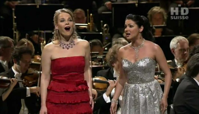 Dúo de las flores. Lakmé. Elina Garanca y Anna Netrebko